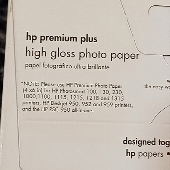 HP Premium Plus High Gloss Photo Paper - Picture 4 of 6